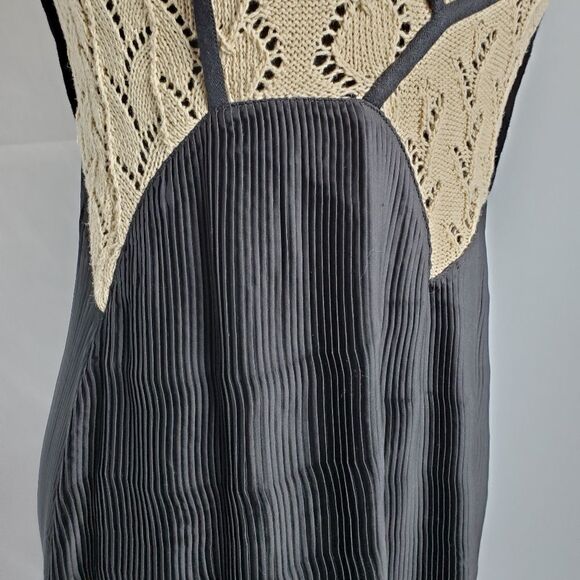 ANTHROPOLOGIE Knitted & Knotted stark silhouette pleated dress S - Picture 2 of 12
